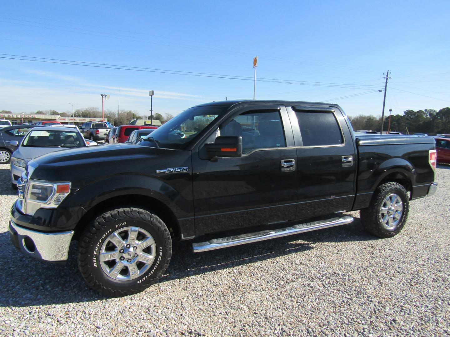 2014 Black /Gray Ford F-150 FX2 SuperCrew 5.5-ft. Bed 2WD (1FTFW1CFXEK) with an 5.0L V8 engine, Automatic transmission, located at 15016 S Hwy 231, Midland City, AL, 36350, (334) 983-3001, 31.306210, -85.495277 - Photo#0